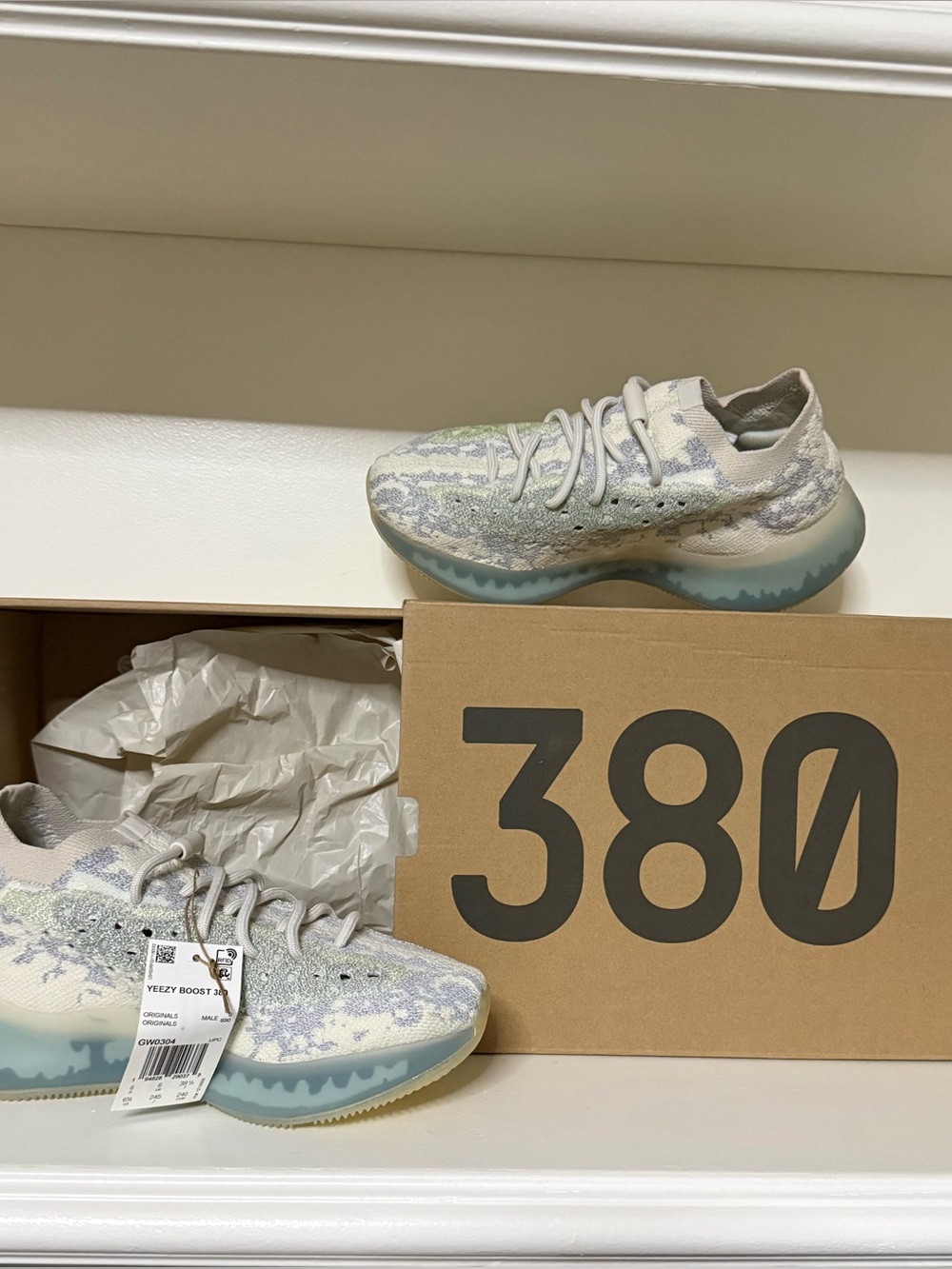 Yeezy 380 Pale Gray with Ice Blue Sole Knit Sneakers size 6 1/2 Men 7 1/2 women